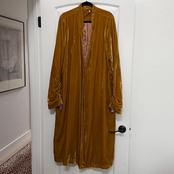 *Flaw* Free People Dahlia Velvet Gold Yellow Duster Coat Robe Jacket - Picture 5 of 11